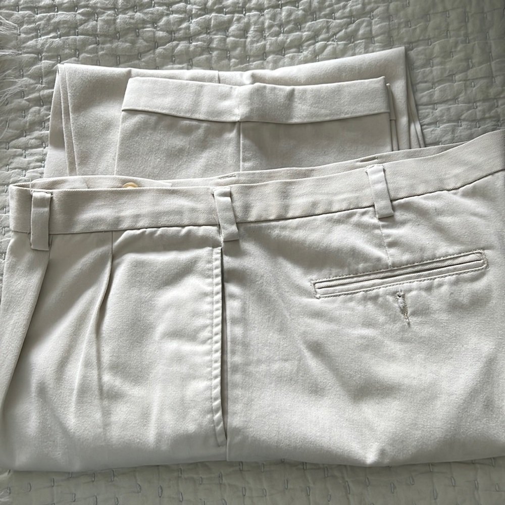 Men’s Old Navy khaki’s